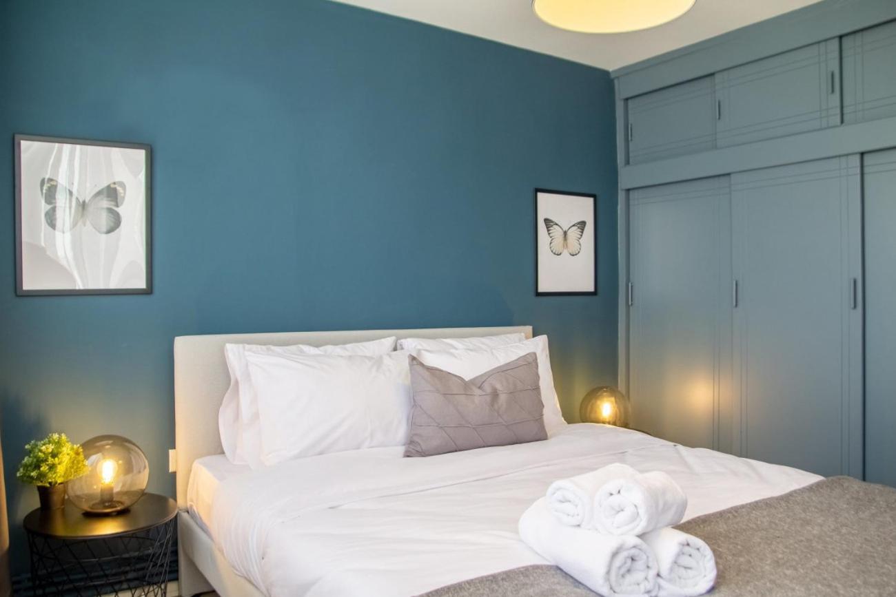 Apartment Sea View 3br Flat - Steps From Coast Road